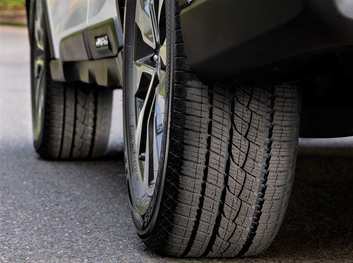 CM Auto Tire
